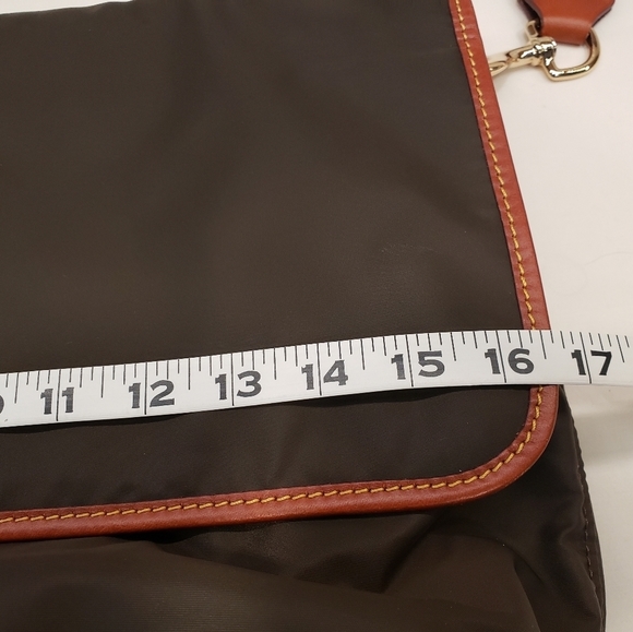 Dooney & Bourke Brown Toronto Messenger bag. NWT - Picture 5 of 16